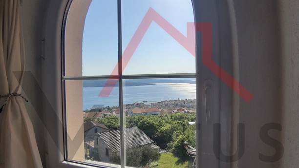 CRIKVENICA - Haus mit Pool und offenem Meerblick